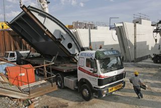 Ao�t 2007 � L'arriv�e des portes (ou bord�s)